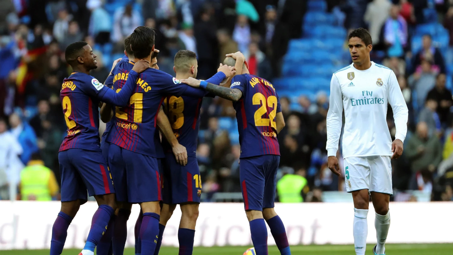 El Barcelona celebra un gol ante Varane El Barcelona celebra un gol ante Varane
