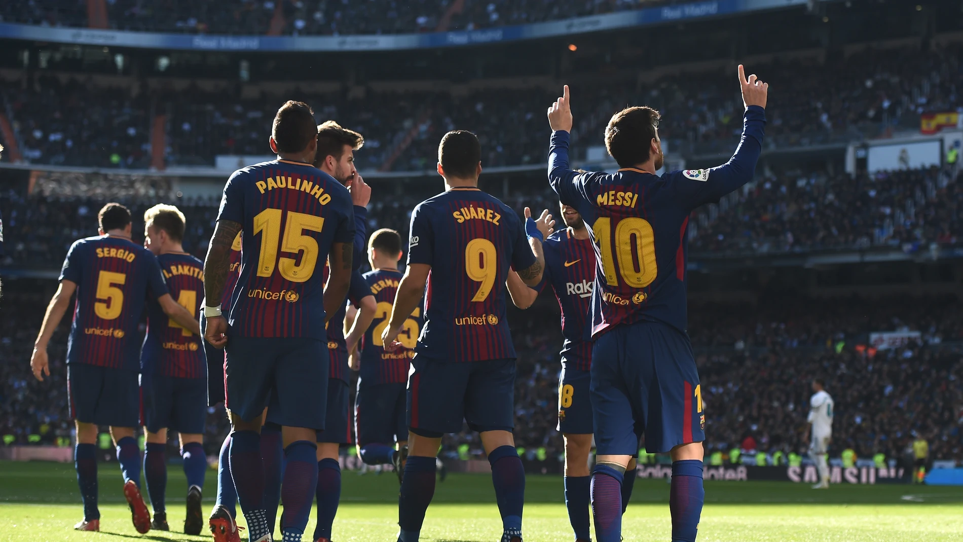 Leo Messi celebra su gol en el Santiago Bernabéu