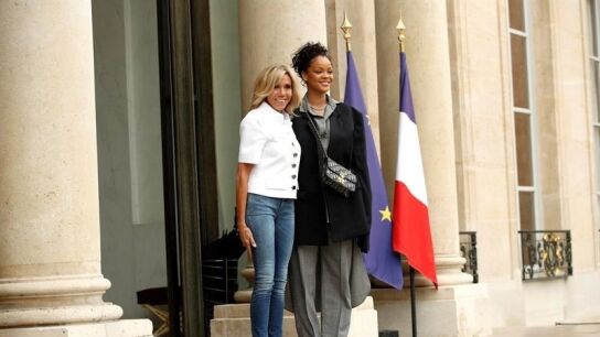 Brigitte Trogneux y Rihanna durante su visita al El&iacute;seo