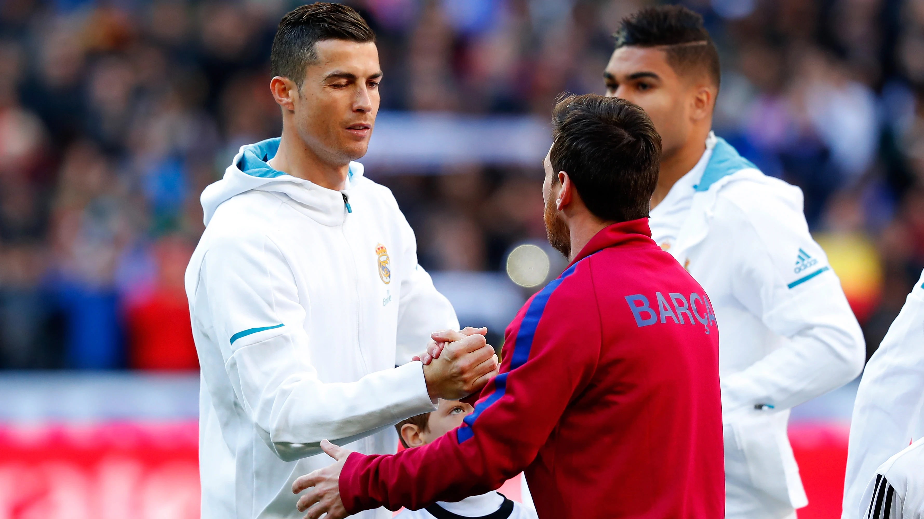 Messi y Ronaldo antes del partido