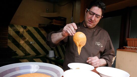 &Agrave;ngel Sol&eacute;