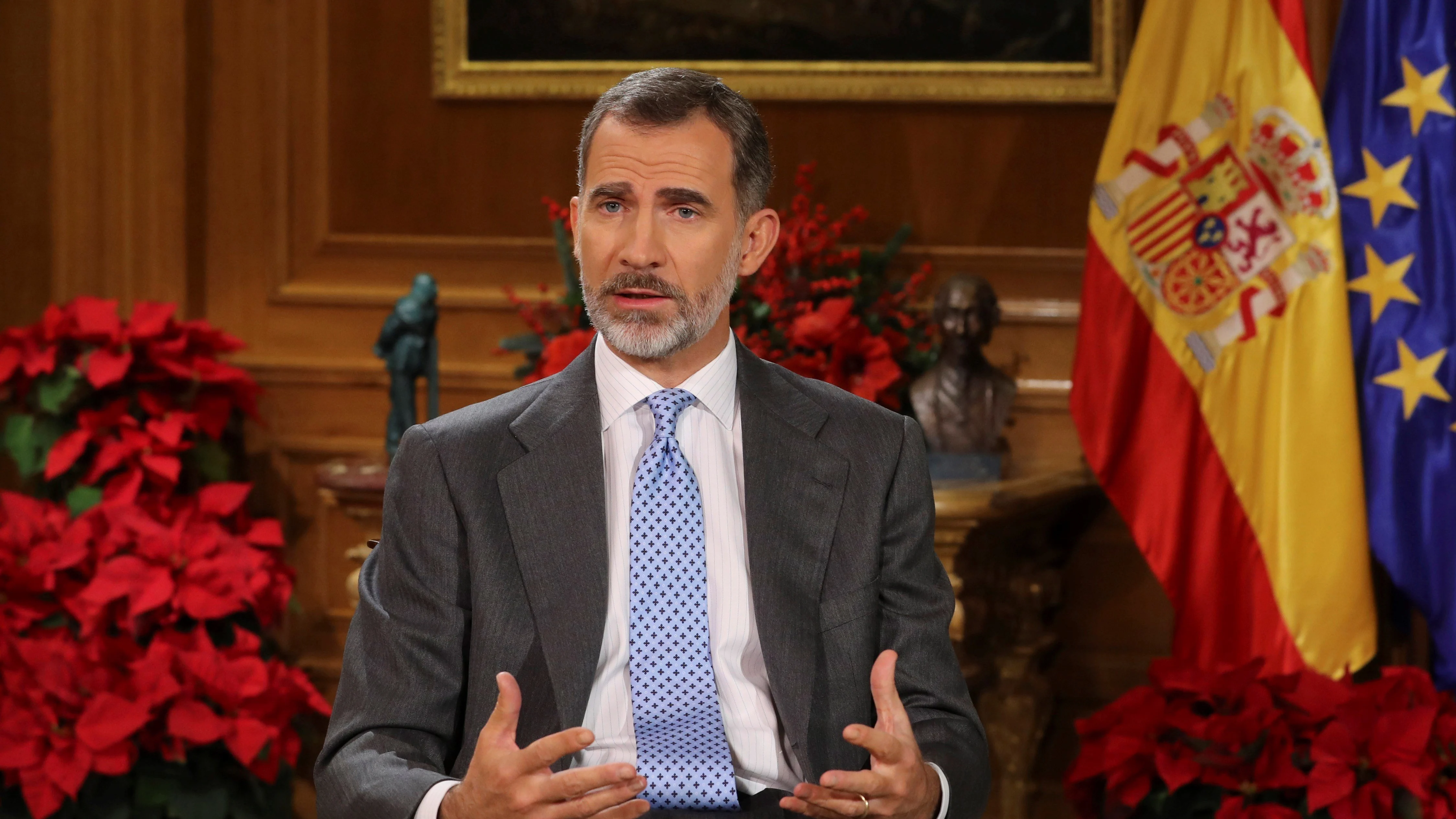 El Rey Felipe VI, durante su tradicional mensaje de Navidad desde el Palacio de La Zarzuela