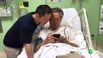 Alberto Fujimori en la cama del hospital