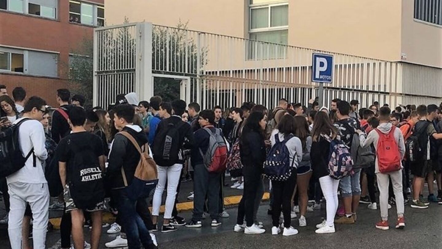 &iquest;Qu&eacute; consecuencias puede generar en los menores ver series violentas como 'El juego del calamar'?