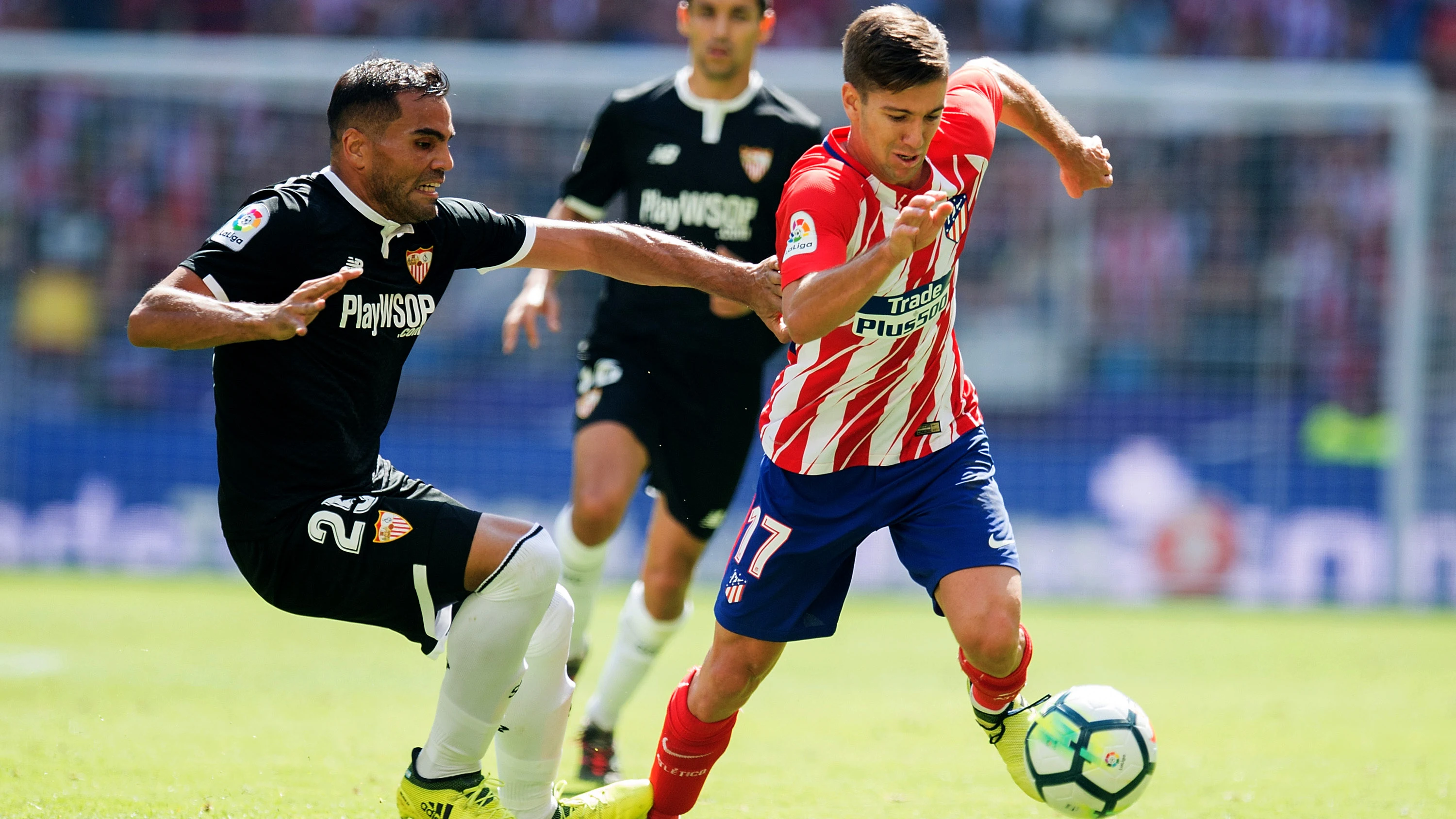 Vietto durante un encuentro con el Atlético