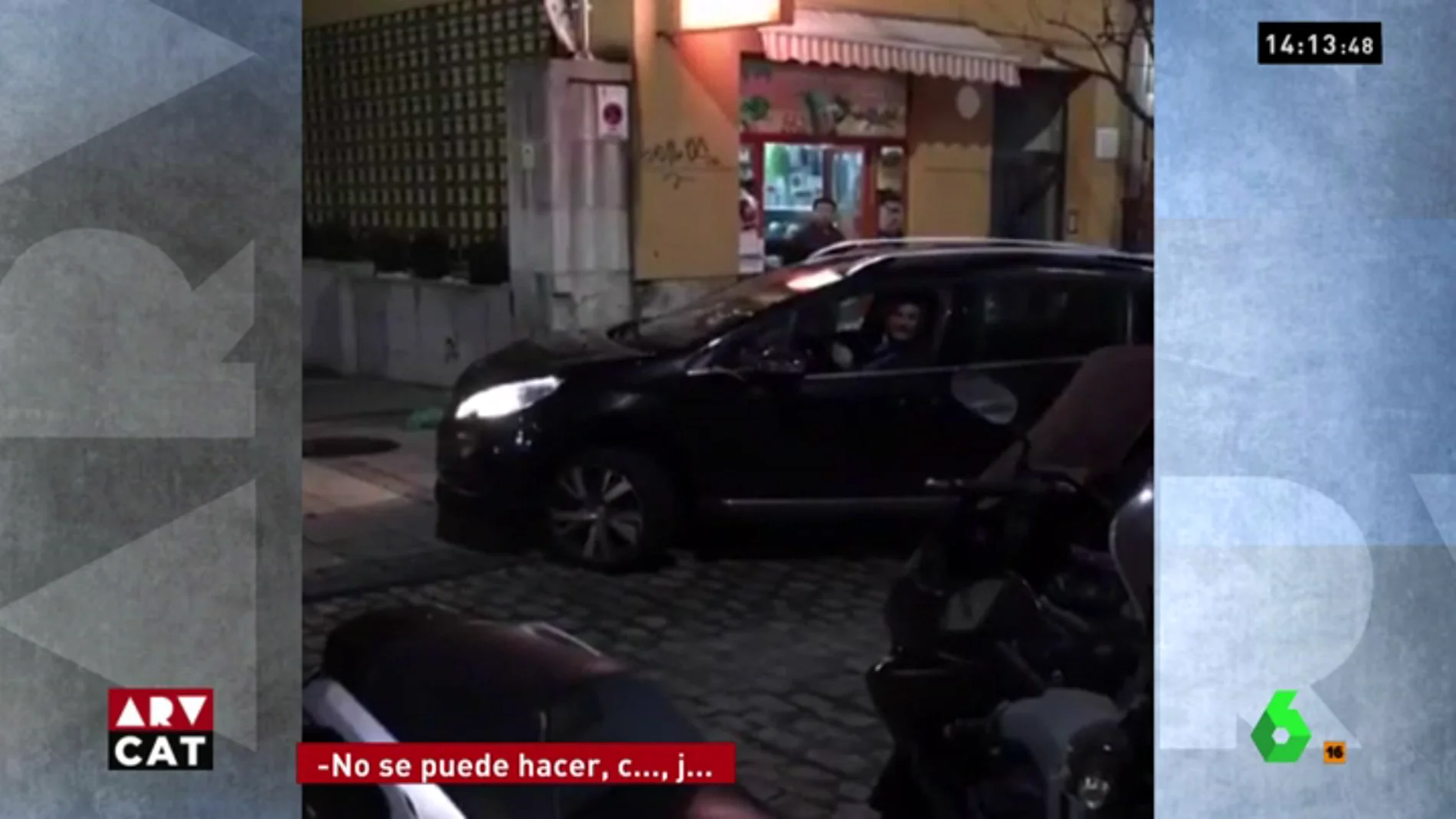 Increpan a Miguel Ángel Revilla por conducir en dirección contraria por una calle de Santander en Nochebuena: "¡Que sople!"