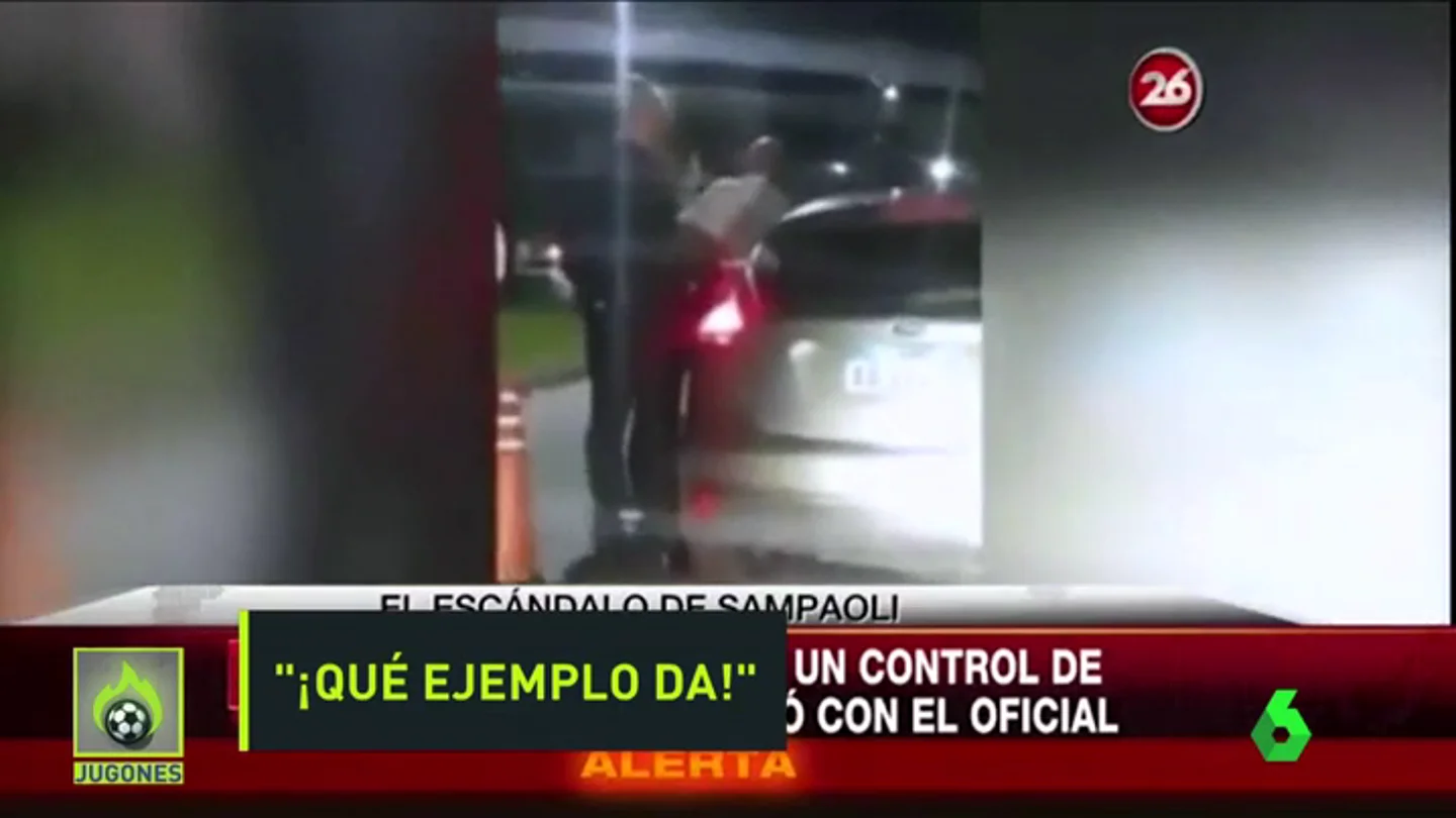 Indignación en Argentina con la actitud de Sampaoli con la Policía Indignación en Argentina con la actitud de Sampaoli con la Policía