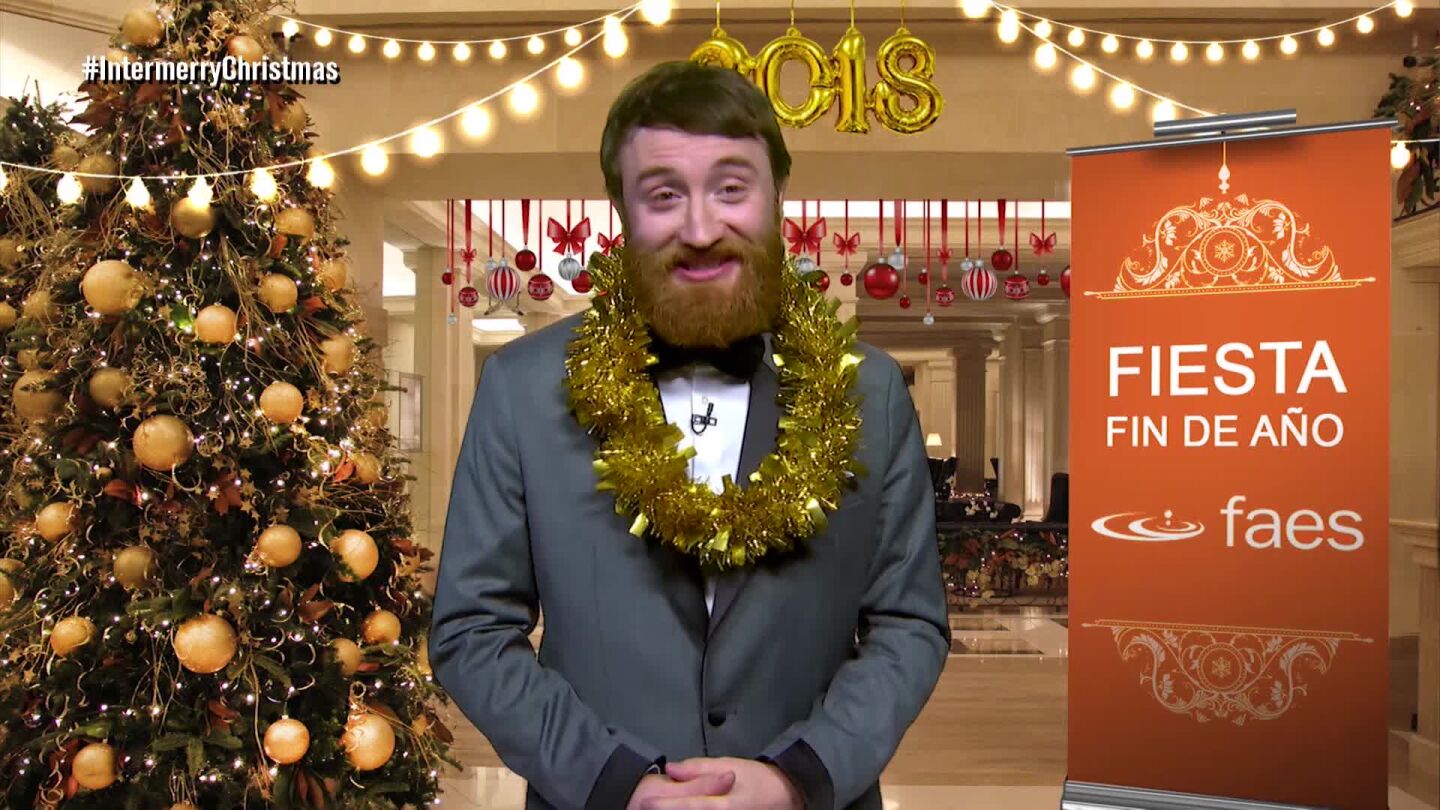 Manuel Burque, en El InterMerry Christmas