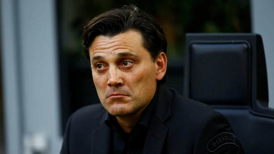 Montella, durante un partido del Milan Montella, durante un partido del Milan