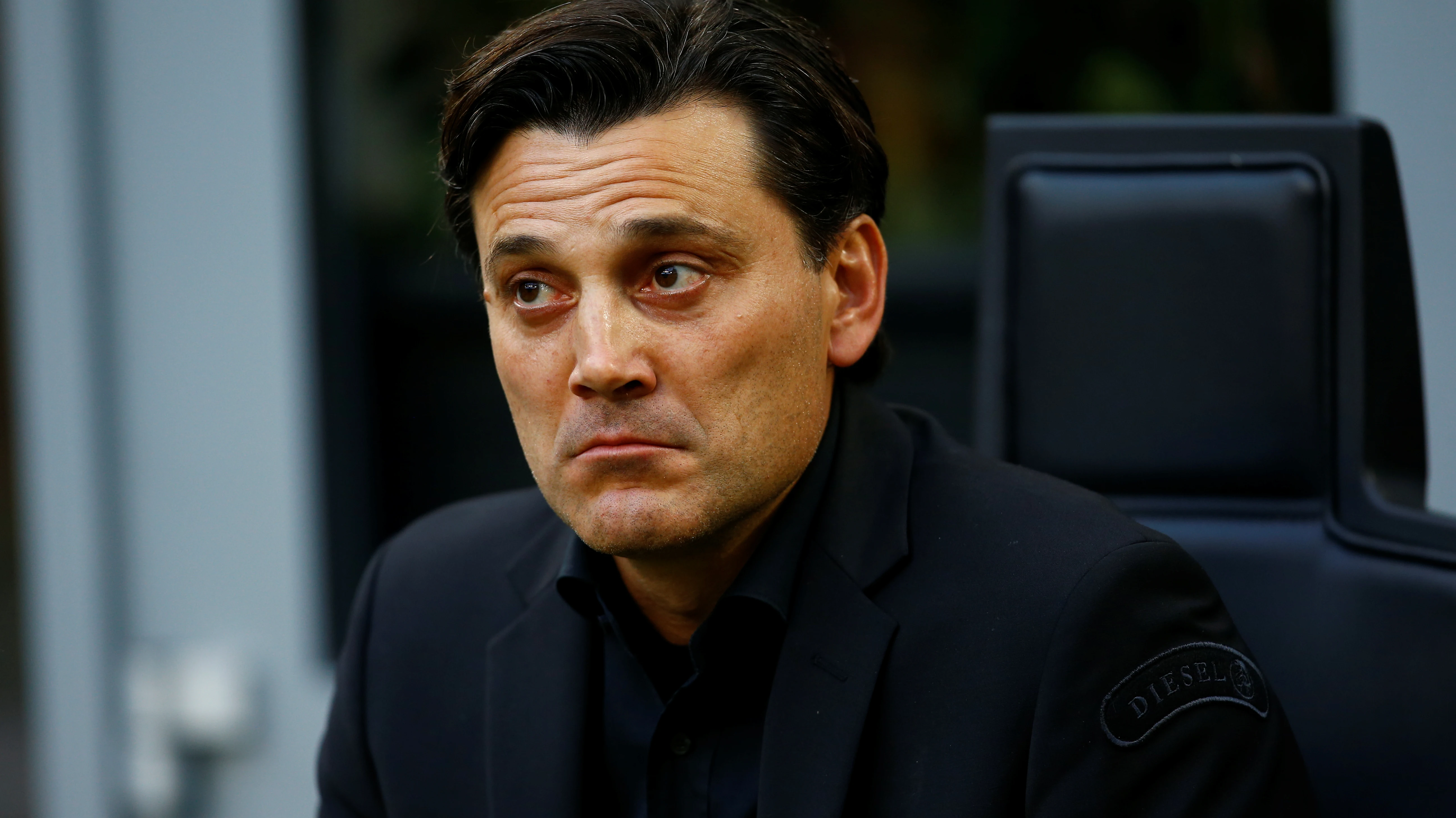 Montella, durante un partido del Milan Montella, durante un partido del Milan