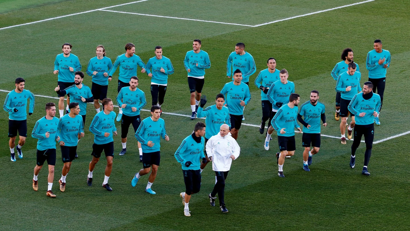 El Real Madrid durante el entrenamiento El Real Madrid durante el entrenamiento