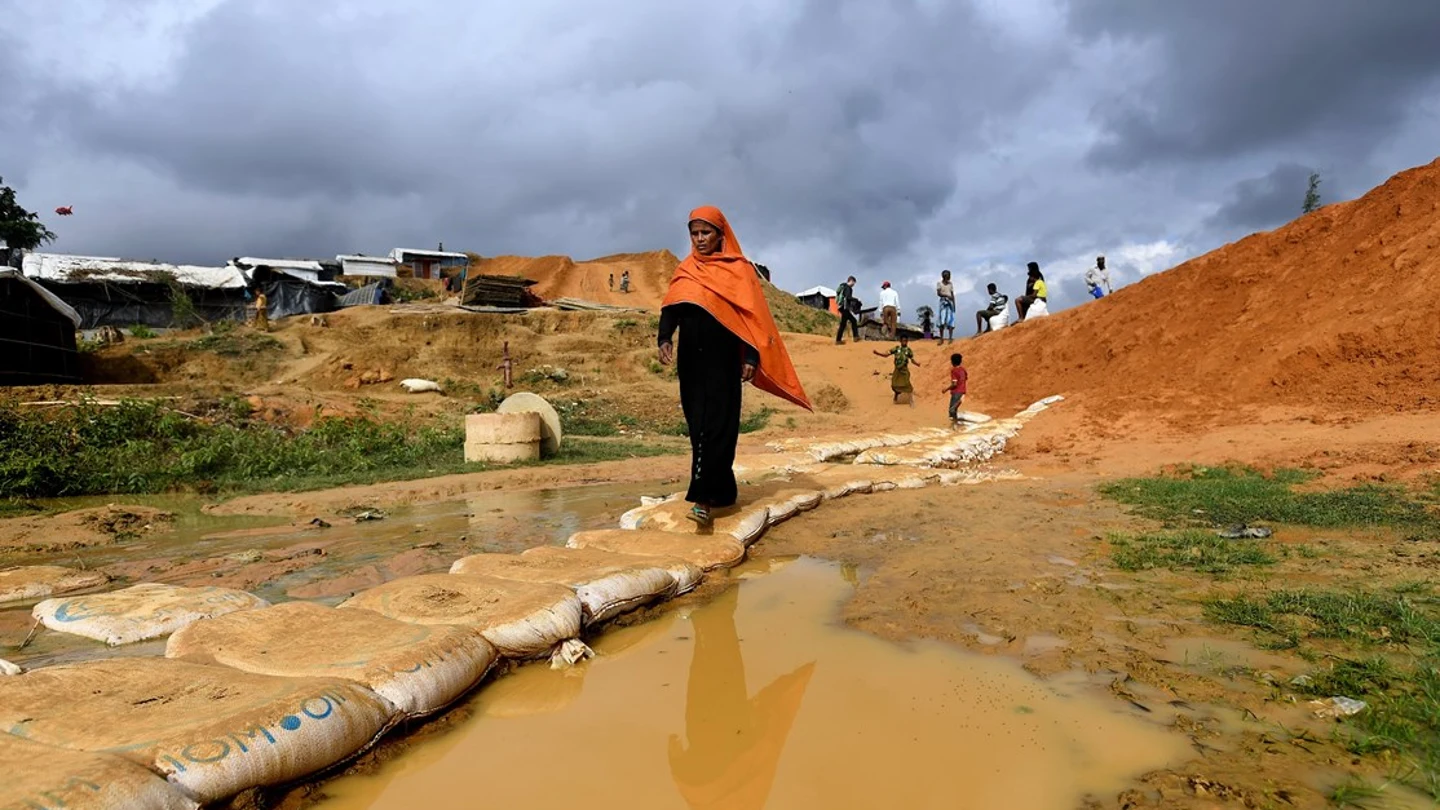 Rohingyas en un campo de refugiados de Bangladesh Rohingyas en un campo de refugiados de Bangladesh