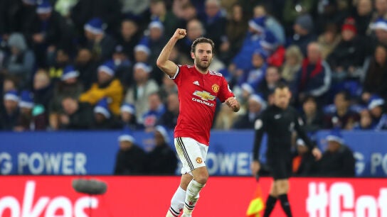 Mata celebra un gol con el Manchester United