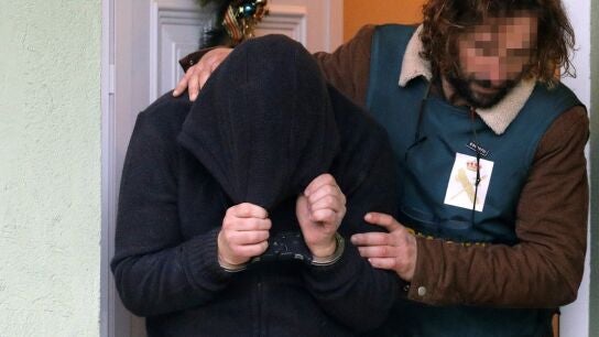 Efectivos de la UCO trasladaban a Jos&eacute; Enrique Abu&iacute;n tras un registro