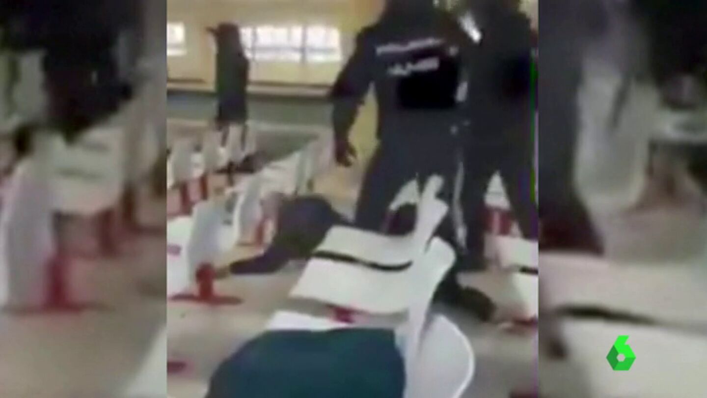Antidisturbios en el interior de la prisi&oacute;n de Archidona