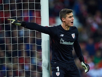 Kepa Arrizabalaga da indicaciones durante un partido Kepa Arrizabalaga da indicaciones durante un partido