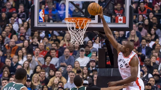 Serge Ibaka ante Milwaukee Serge Ibaka ante Milwaukee