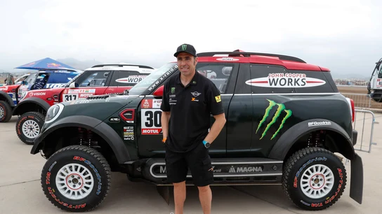 Nani Roma recibe el alta tras abandonar el Dakar Nani Roma recibe el alta tras abandonar el Dakar