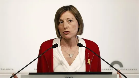 La presidenta del Parlament, Carme Forcadell, durante la rueda de prensa La presidenta del Parlament, Carme Forcadell, durante la rueda de prensa