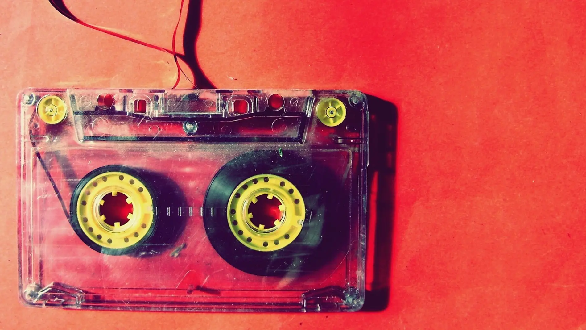 Cinta cassette roja - Vinilos Decoración