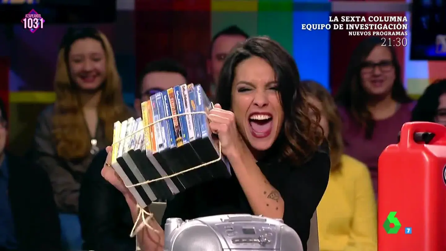 Lorena Castell muestra su 'kit antinevadas' Lorena Castell muestra su 'kit antinevadas'