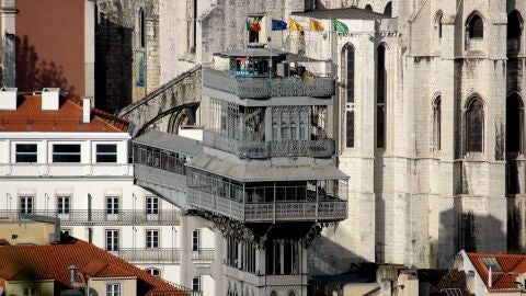 El elevador de Santa Justa: el único ascensor vertical de Lisboa 