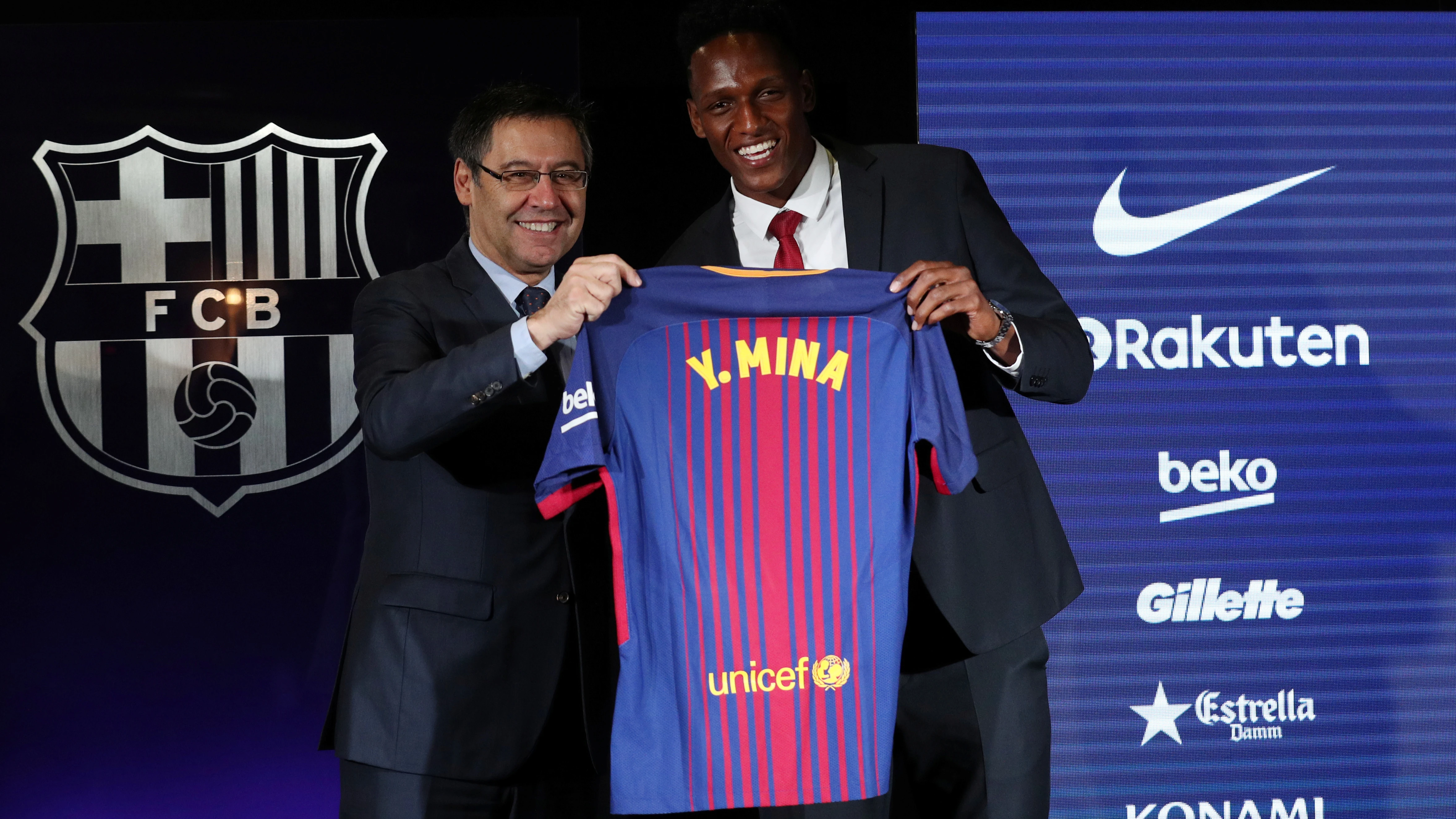 Yerry Mina, en su presentación con el Barcelona