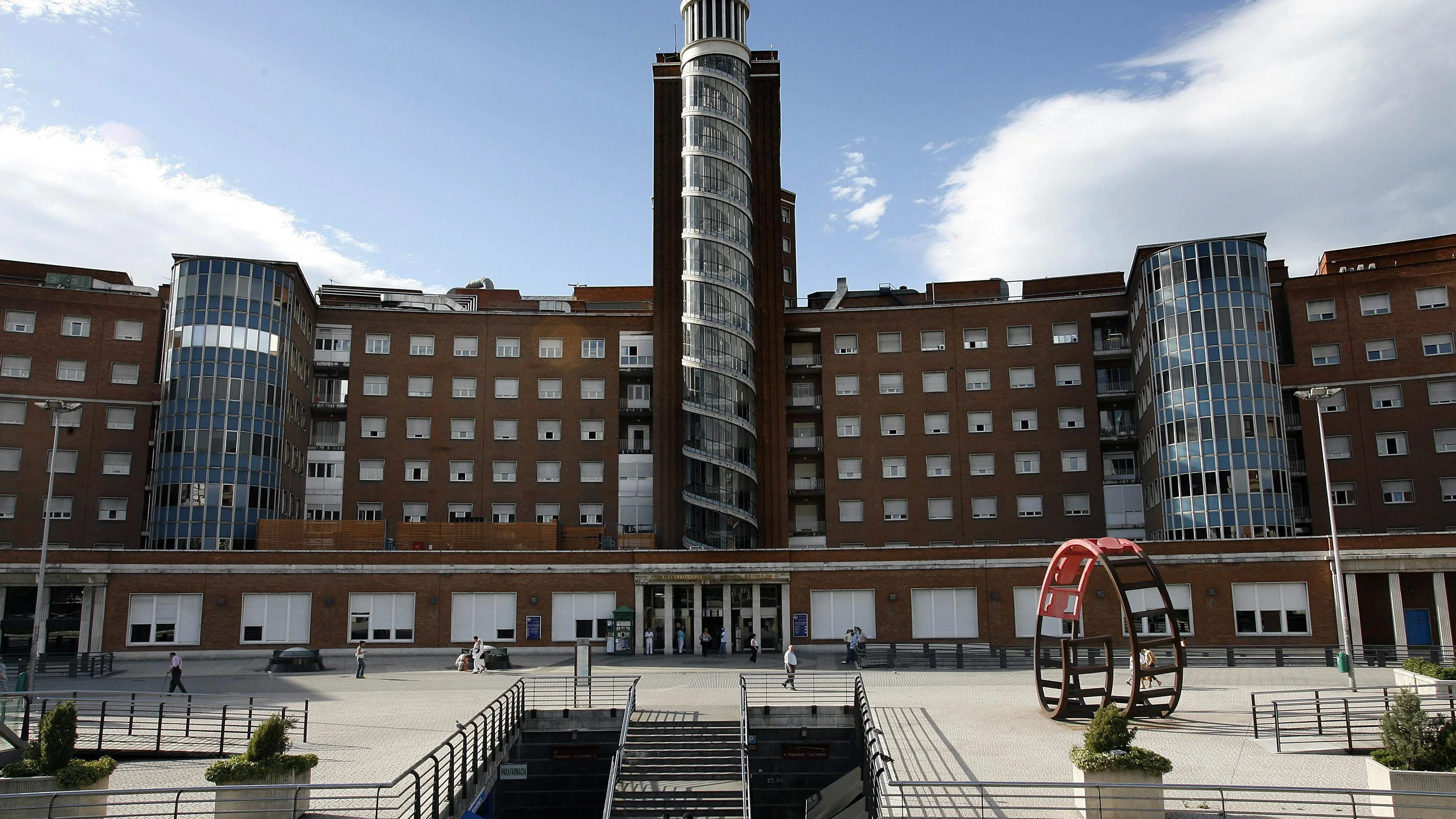 Vista general del Hospital de Cruces, en Barakaldo