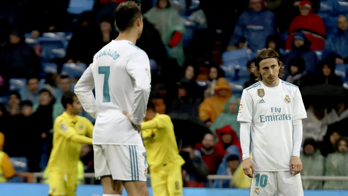 Cristiano y Modric se lamentan tras el gol del Villarreal Cristiano y Modric se lamentan tras el gol del Villarreal