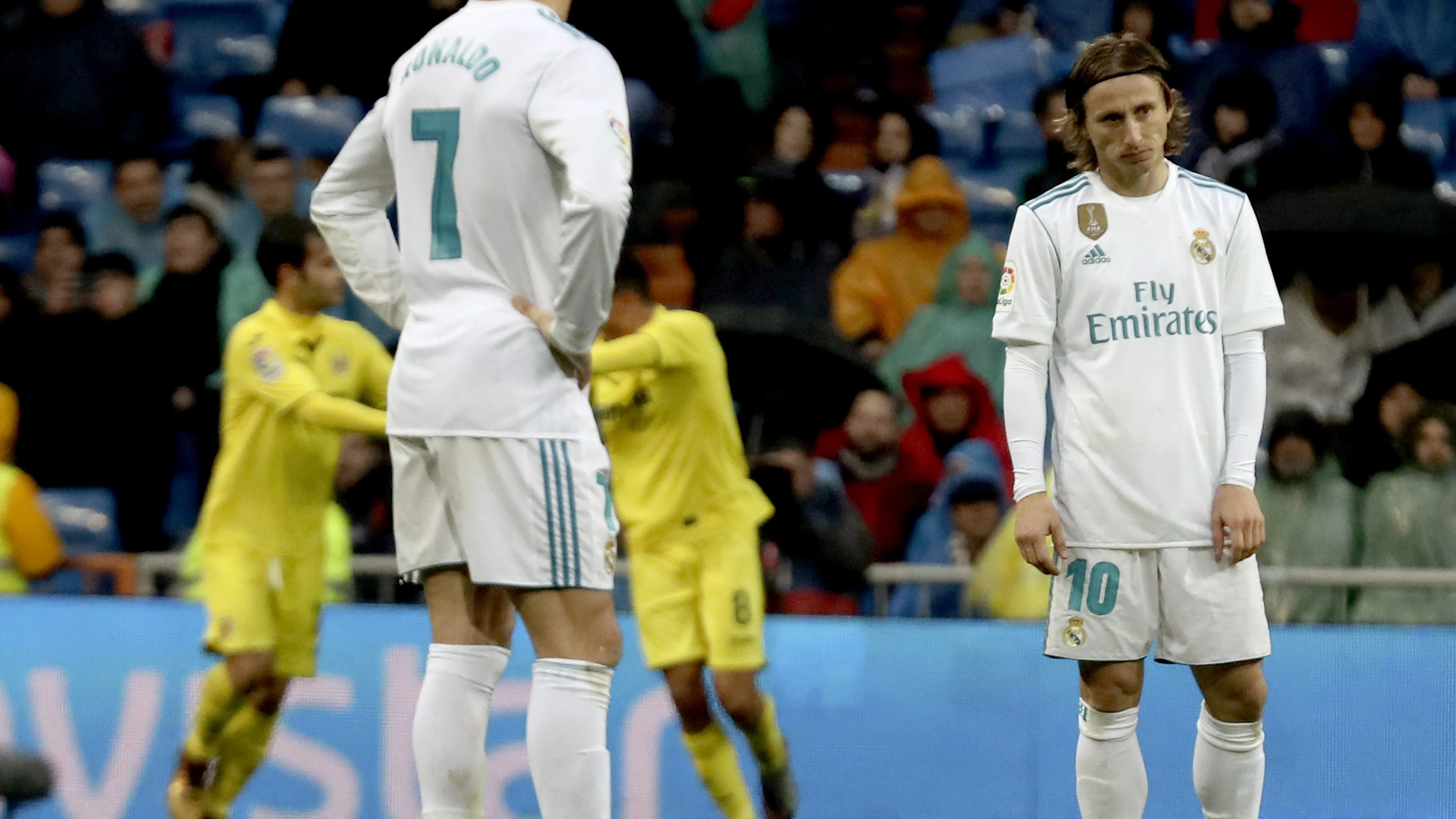 Cristiano y Modric se lamentan tras el gol del Villarreal