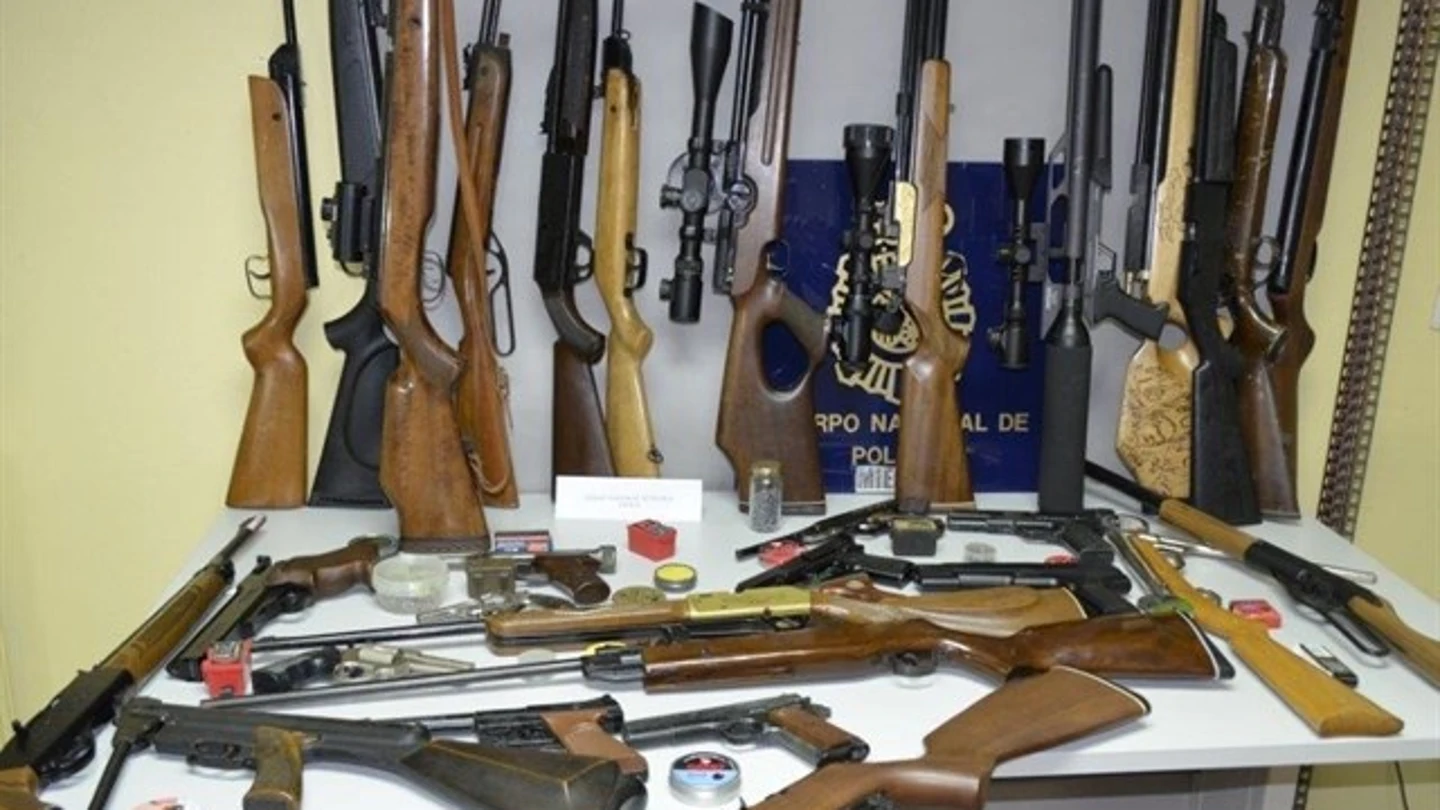 Armas encontradas en la vivienda del individuo Armas encontradas en la vivienda del individuo