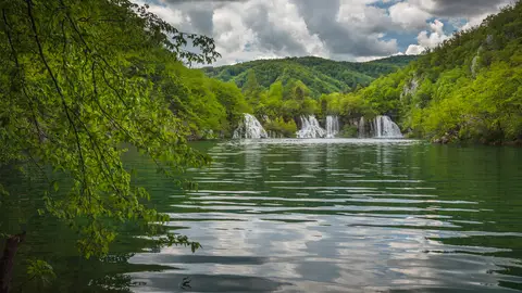 Parque Nacional de los Lagos de Plitvice. Croacia Cinco cosas increíbles para hacer con niños en el mundo