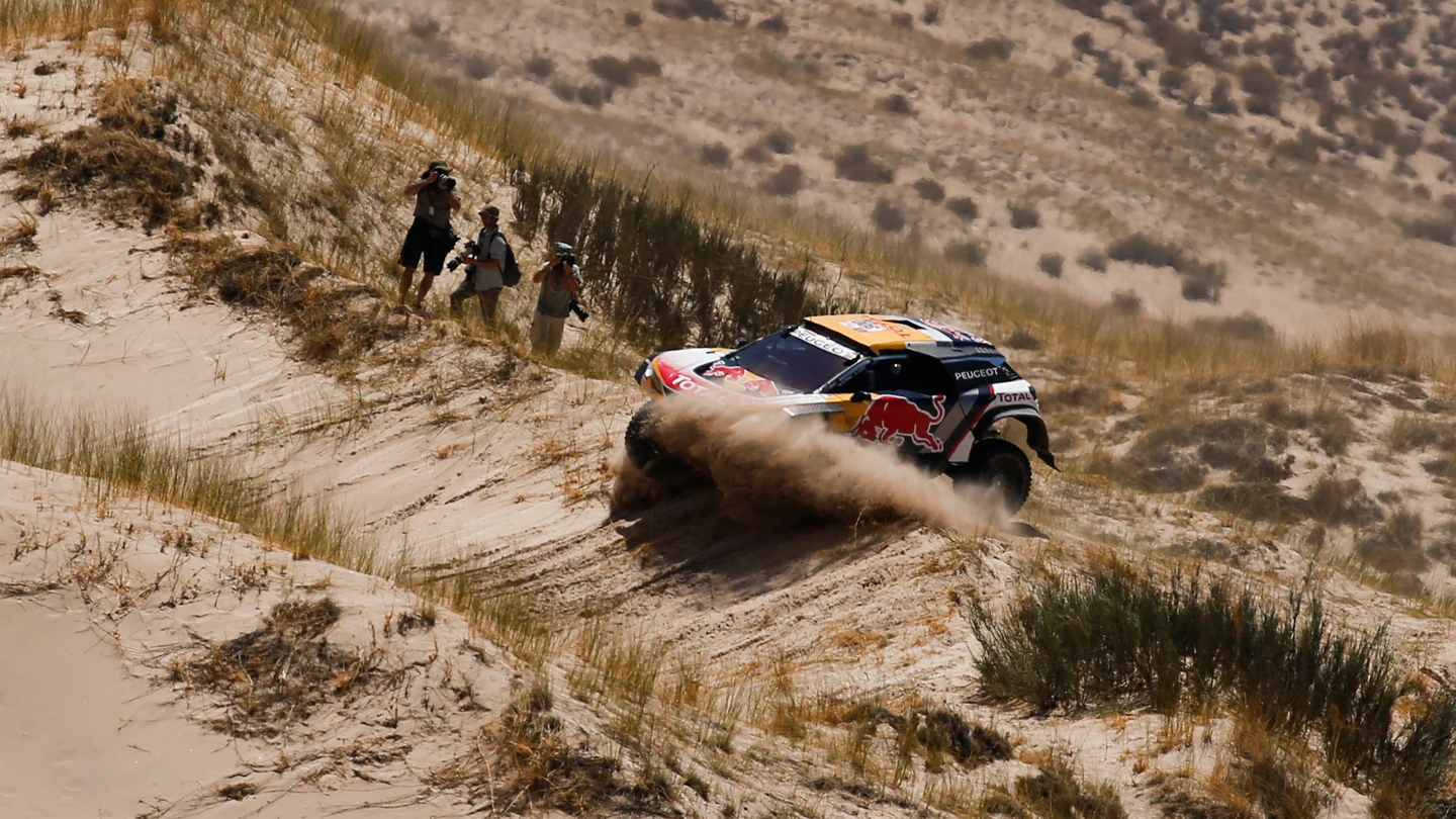 Peterhansel, durante la décima etapa del Dakar Peterhansel, durante la décima etapa del Dakar