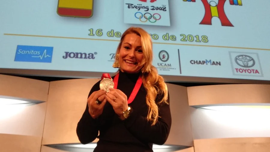 Lydia Valentín, con la medalla de plata de los Juegos Olímpicos de Pekín