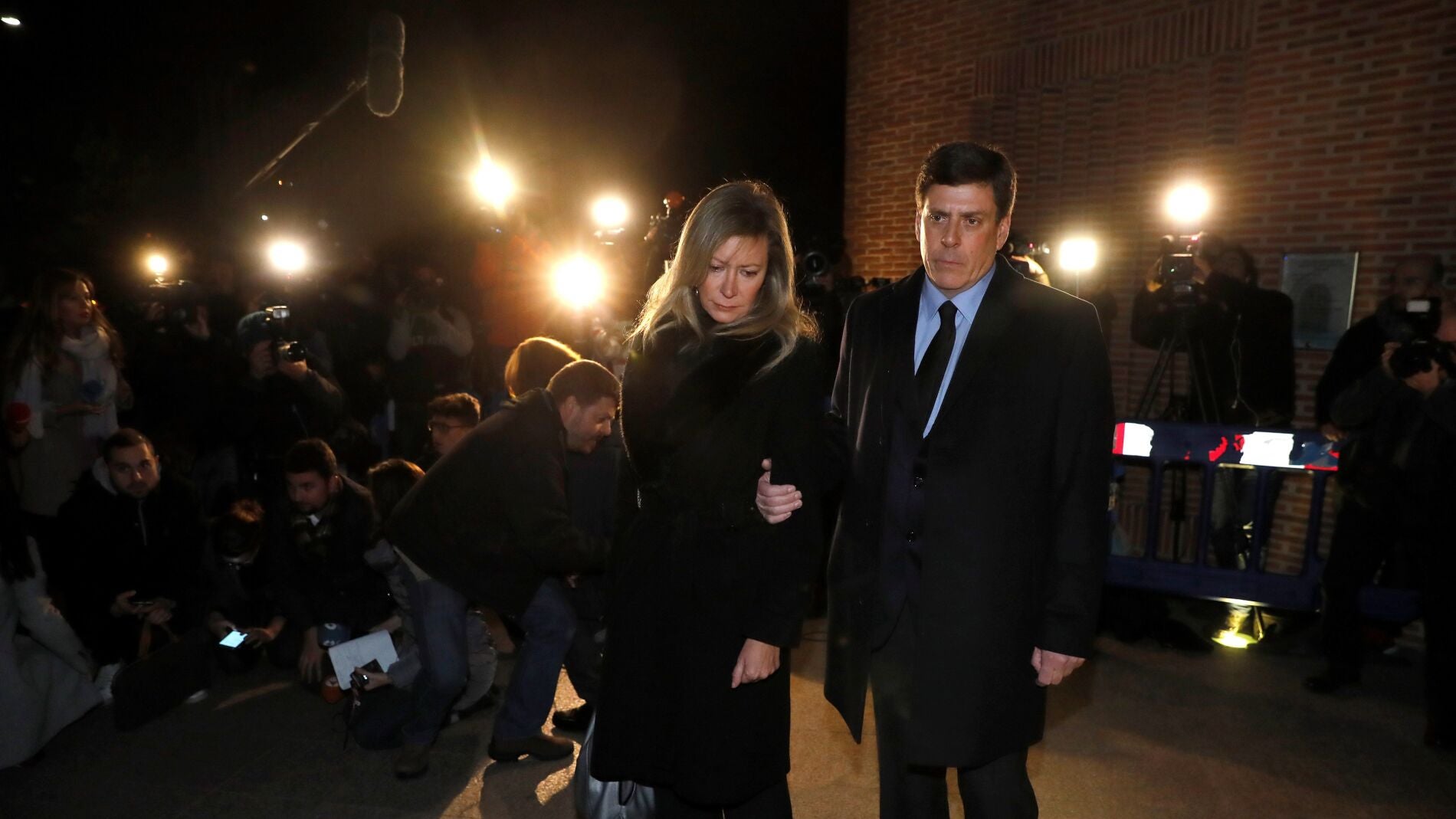 Los padres de Diana Quer, a su llegada a la misa funeral