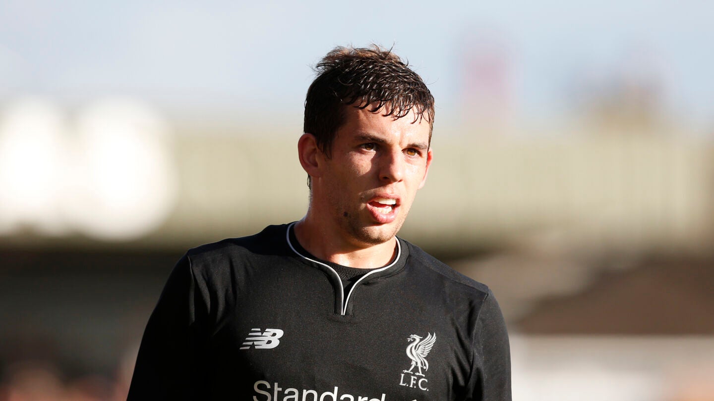 Flanagan, durante un partido con el Liverpool