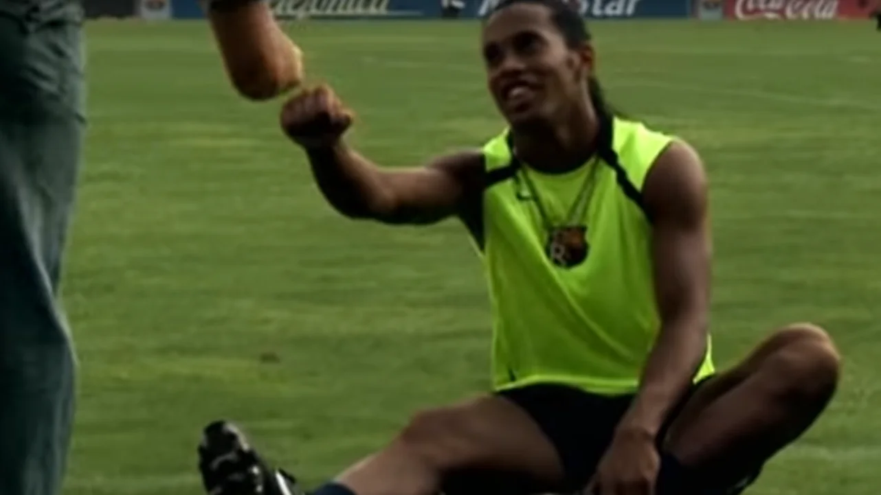 Ronaldinho, en un momento del vídeo