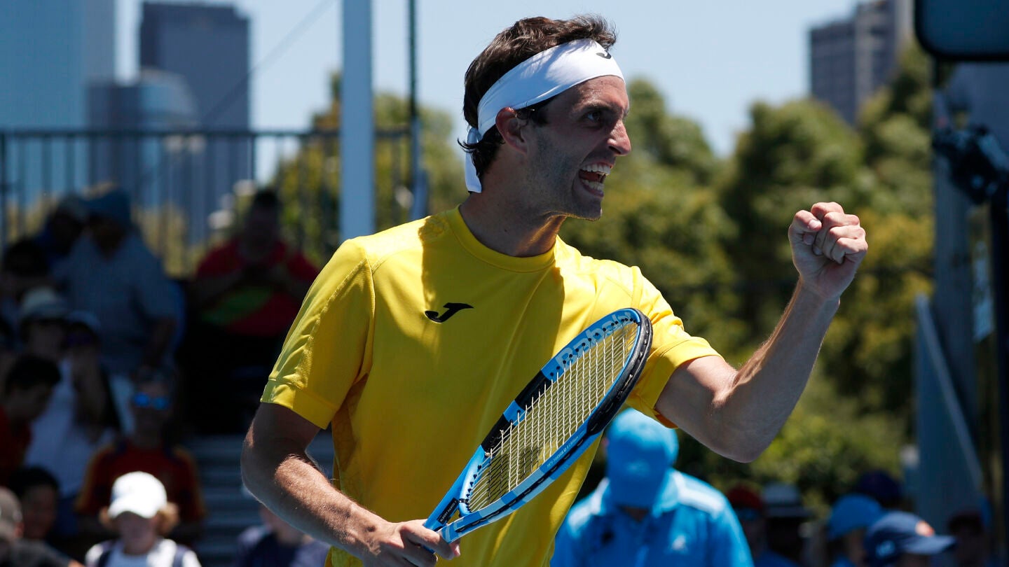 Albert Ramos celebra un punto en el Open de Australia