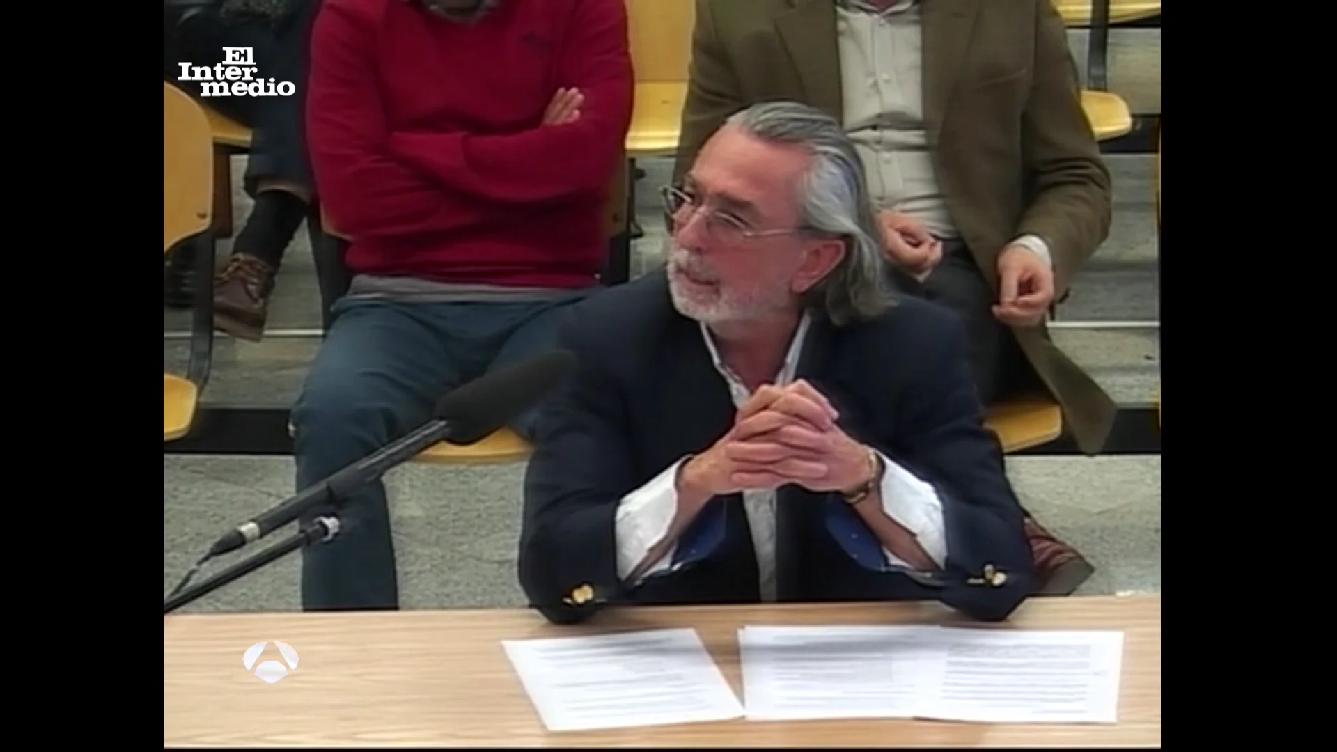 Vídeo manipulado Vídeo manipulado