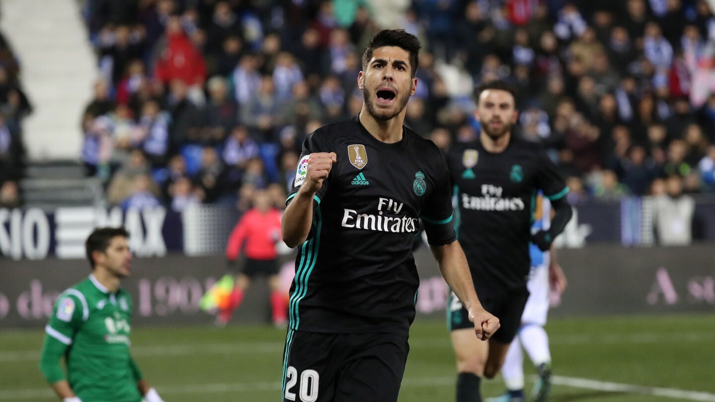 Marco Asensio celebra su gol con el Real Madrid
