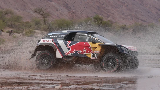Carlos Sainz, en la etapa del Dakar. Carlos Sainz, en la etapa del Dakar.