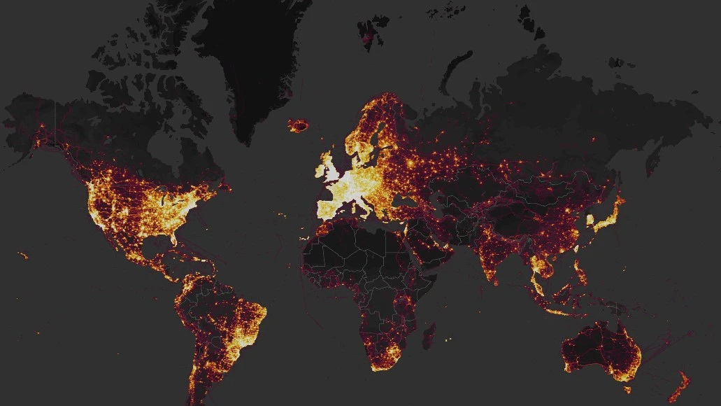 Mapa de localización GPS con los usuarios de pulseras deportivas