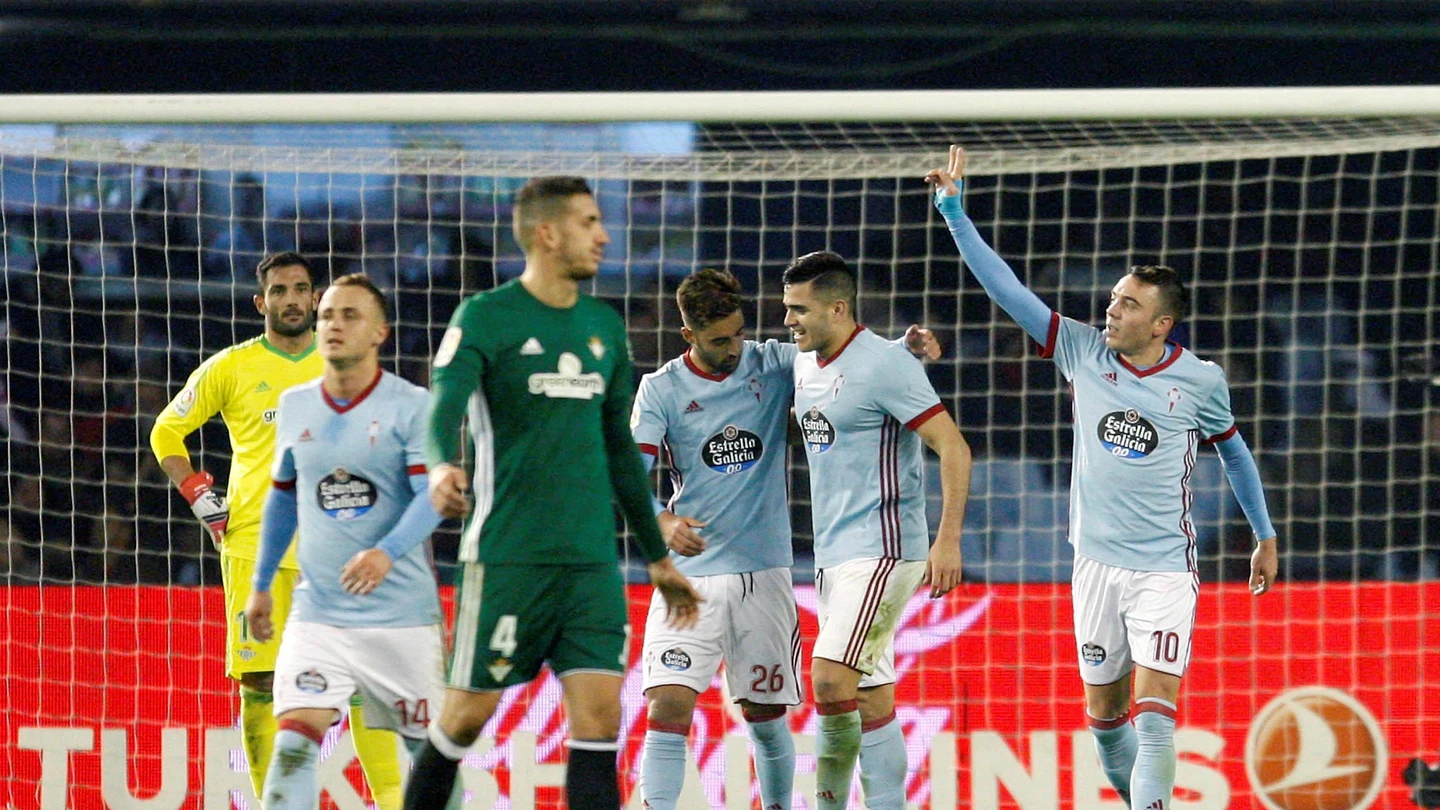 Iago Aspas celebra un gol con sus compañeros del Celta Iago Aspas celebra un gol con sus compañeros del Celta