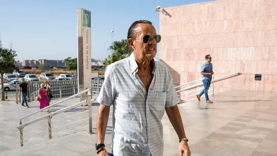 Julián Muñoz regresa a prisión tras salir de fiesta Julián Muñoz regresa a prisión tras salir de fiesta