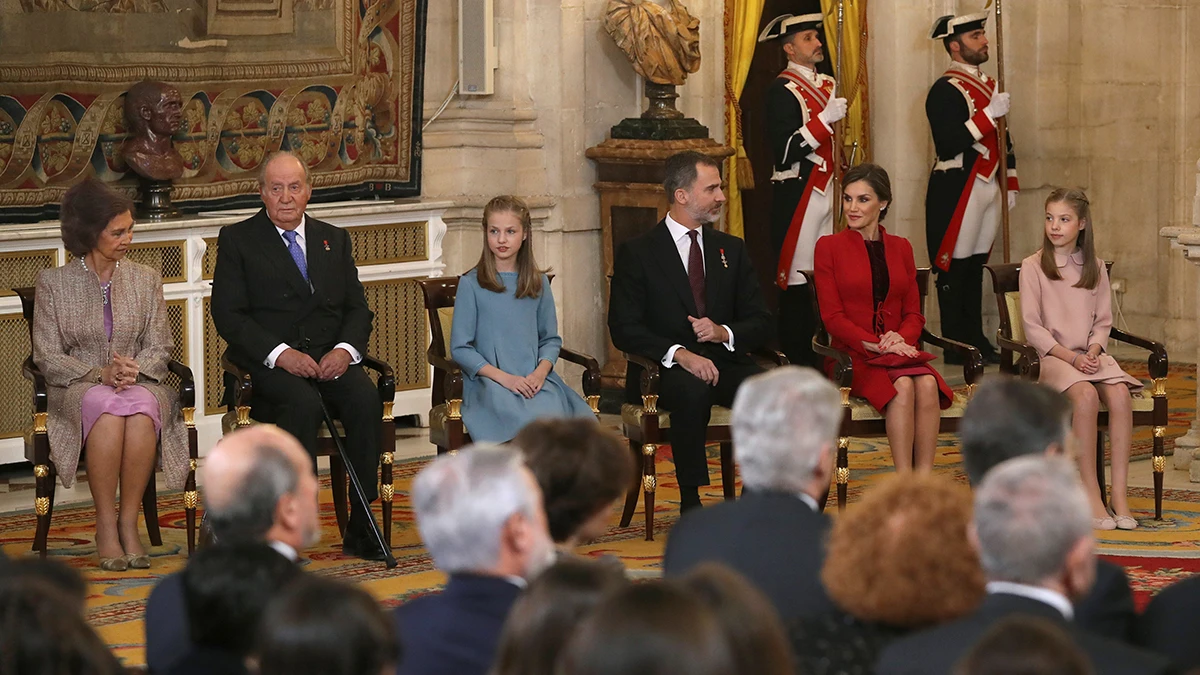 Los Reyes junto a la Princesa Leonor y la Infanta Sofía