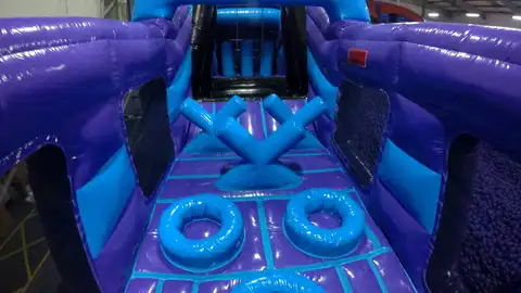 Parque Temático Hinchable. Inflata Race El primer parque temático hinchable también para adultos