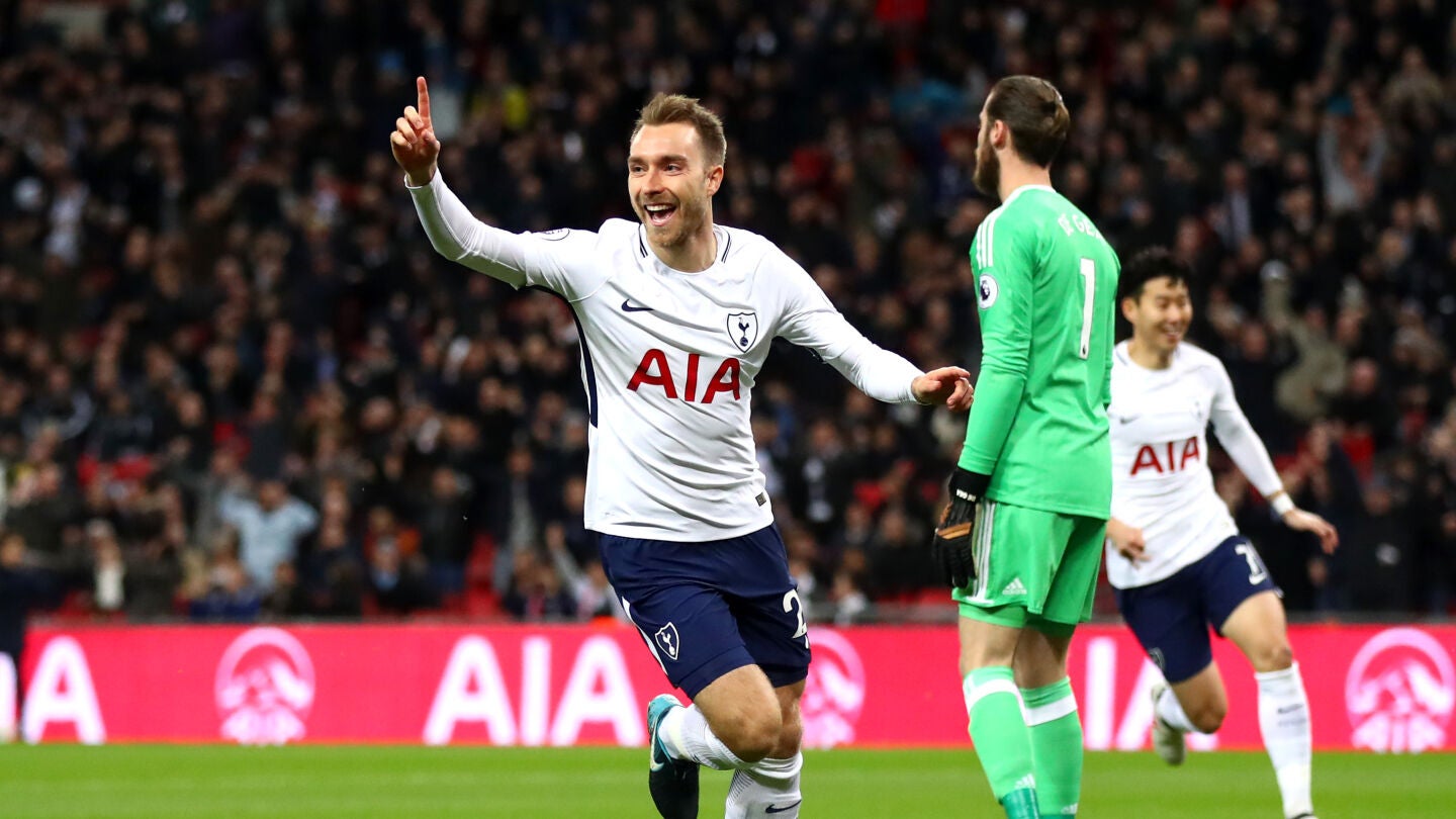 Eriksen celebra su gol ante el Manchester United