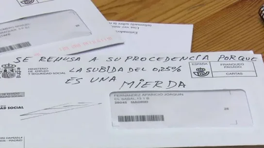 Los pensionistas devuelven sus cartas al Gobierno Los pensionistas devuelven sus cartas al Gobierno