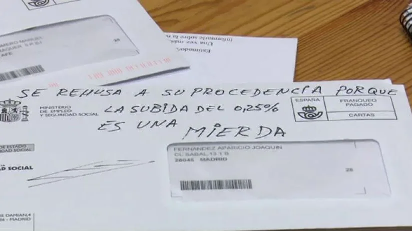 Los pensionistas devuelven sus cartas al Gobierno