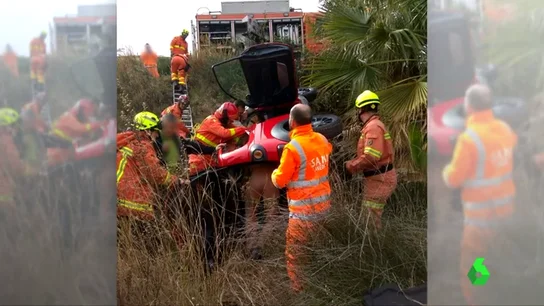 Rescatan a una mujer de 84 años que se sacó el carnet de conducir hace solo un mes tras caer por un barranco Rescatan a una mujer de 84 años que se sacó el carnet de conducir hace solo un mes tras caer por un barranco